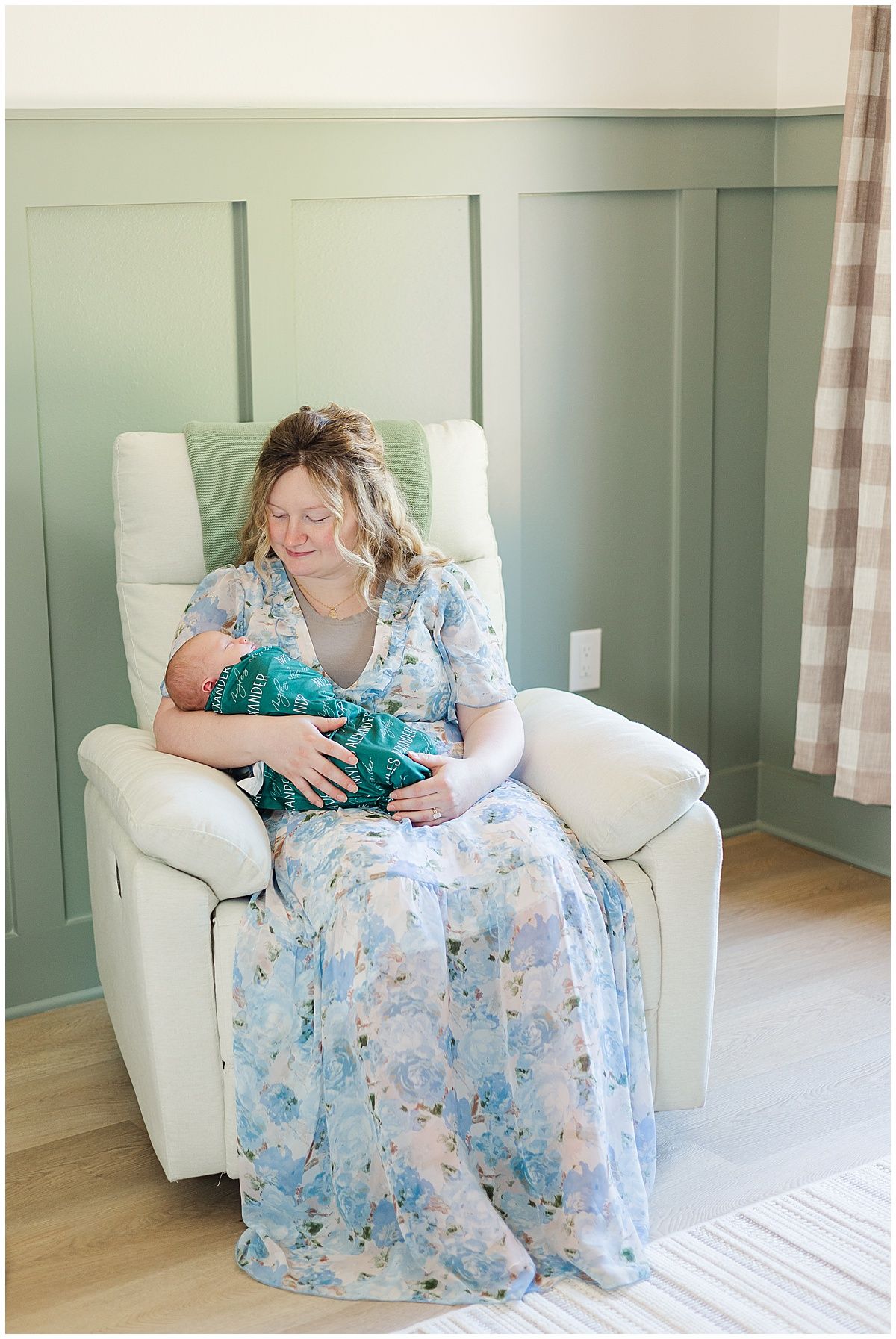 In home newborn photography session by Courtney Dexter Photography, newborn photographer in Minden, Louisiana