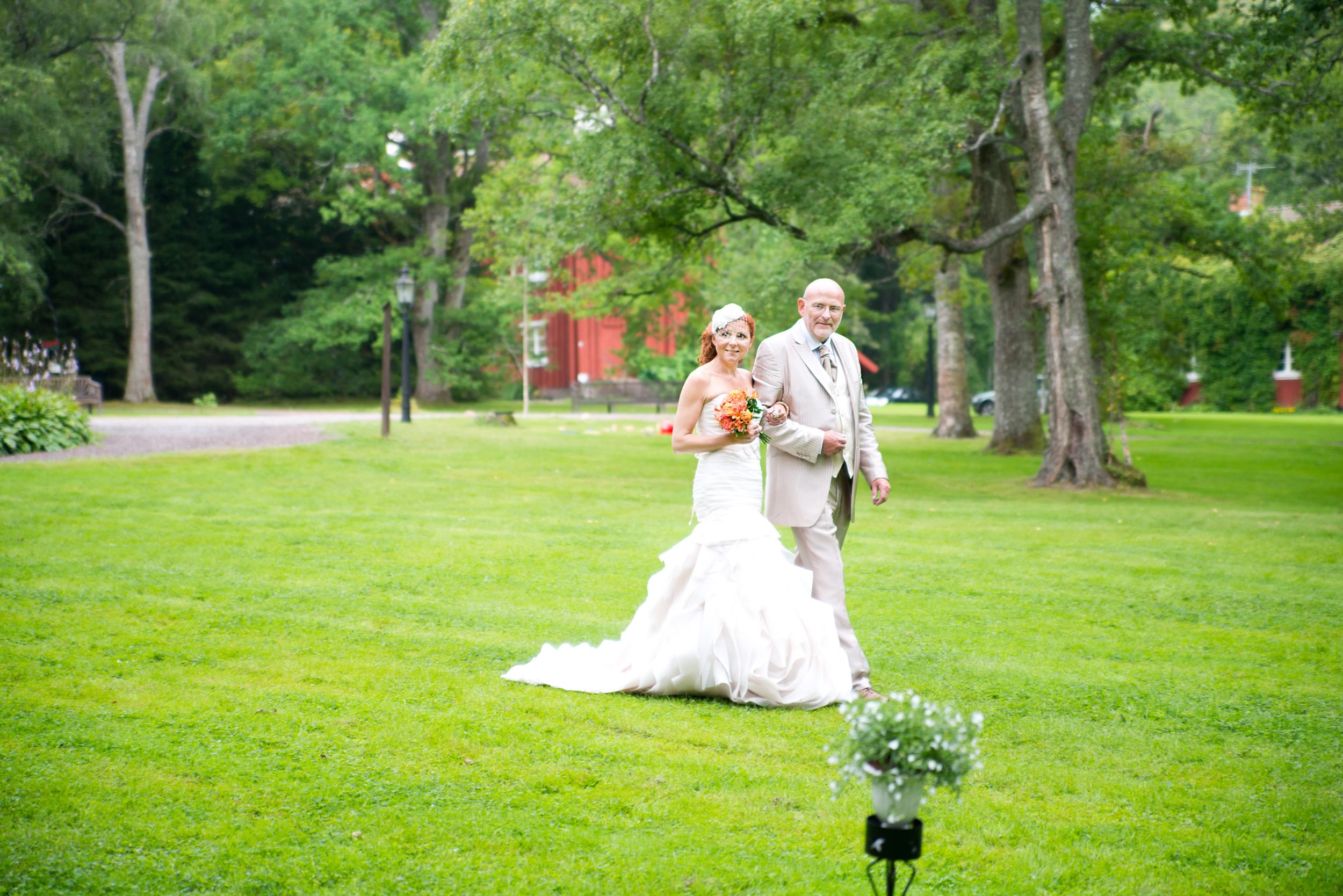 Bröllop Caroline & Kristian Apertin Herrgård i Karlstad. Fotograf Rebecca Nordin.