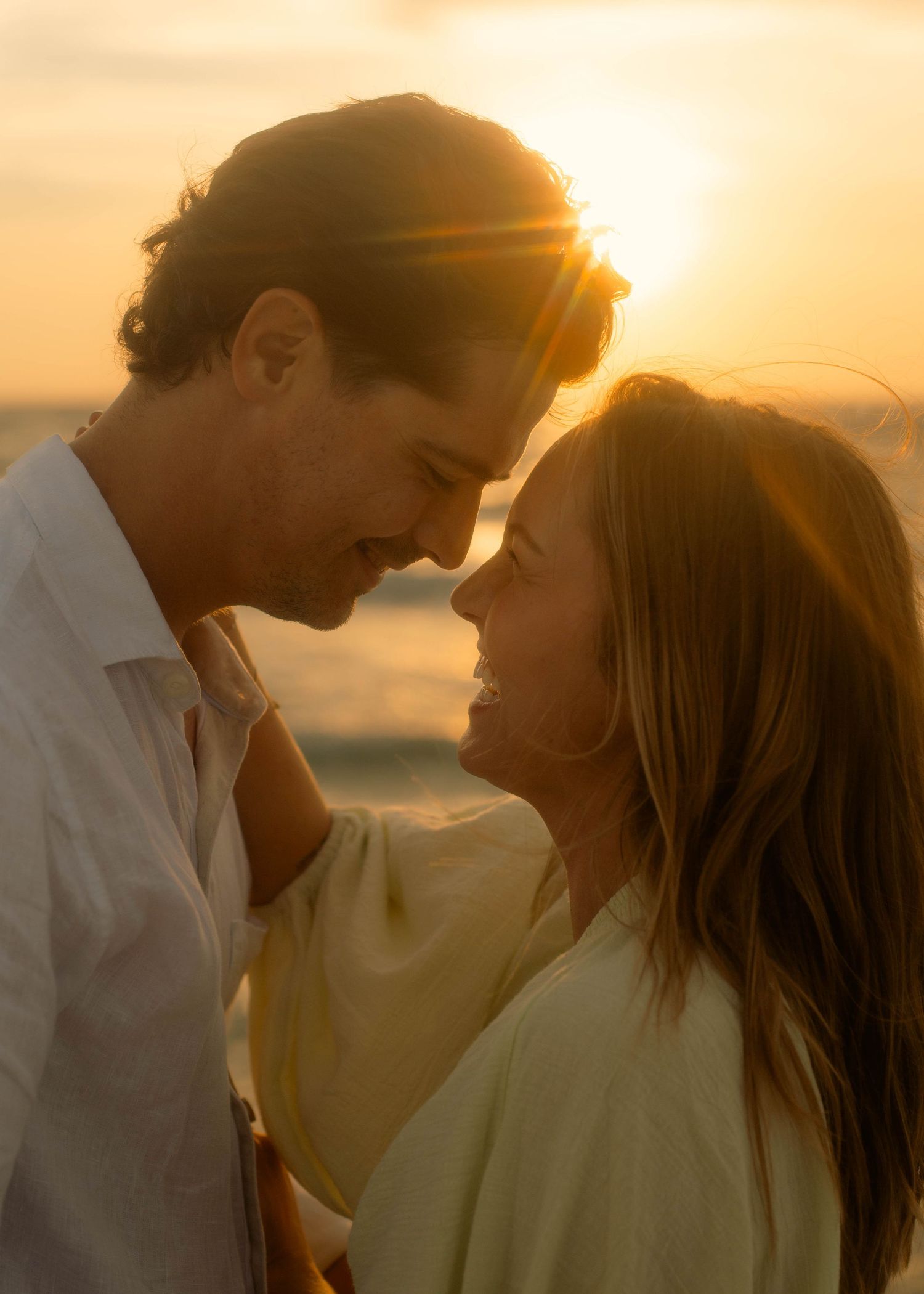 Whimsical dreamy cinematic golden hour couple engagement photos near Chattnoooga, TN