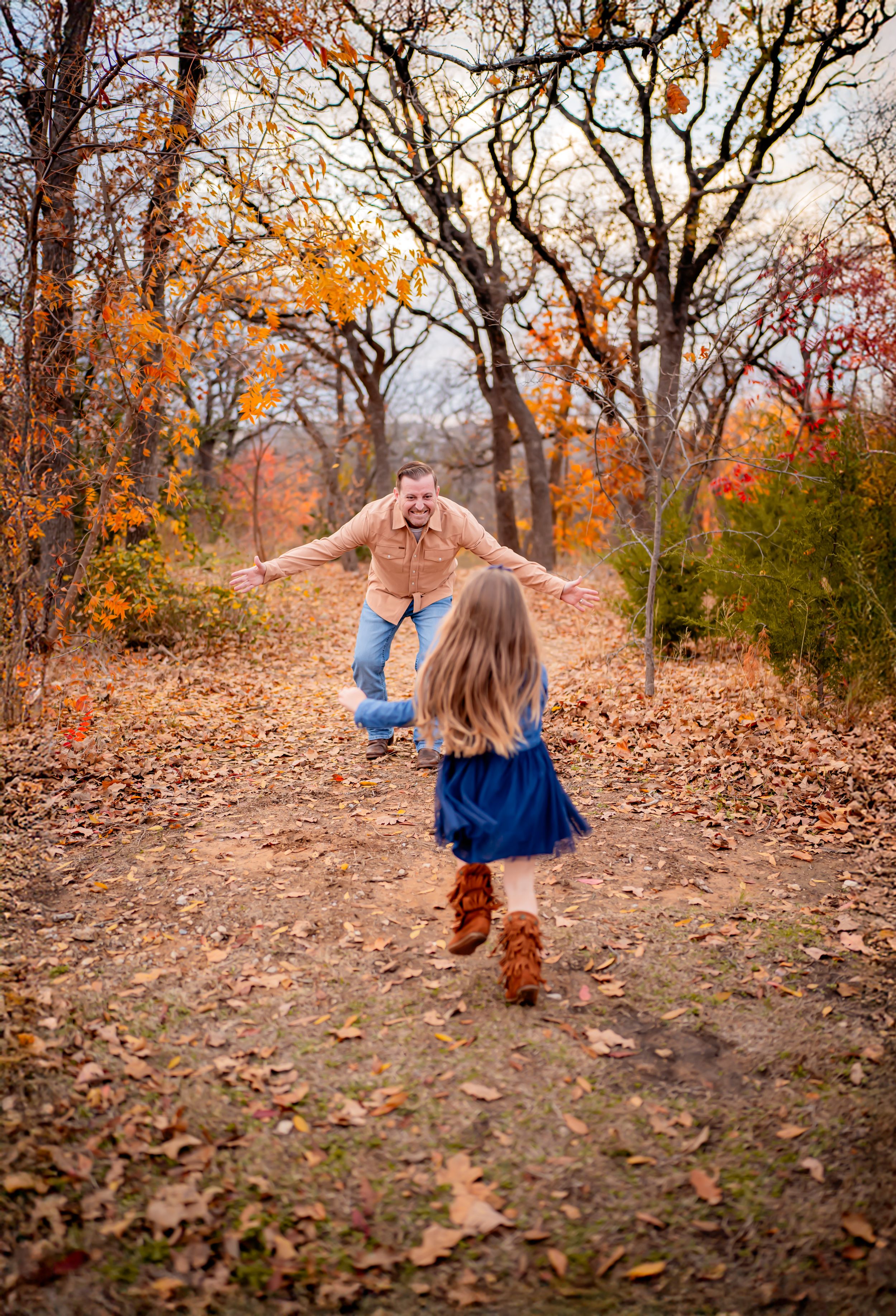 A Husband’s Guide to Nailing the Family Photoshoot (Without Losing Your Mind) - Fort Worth, Texas Photographer