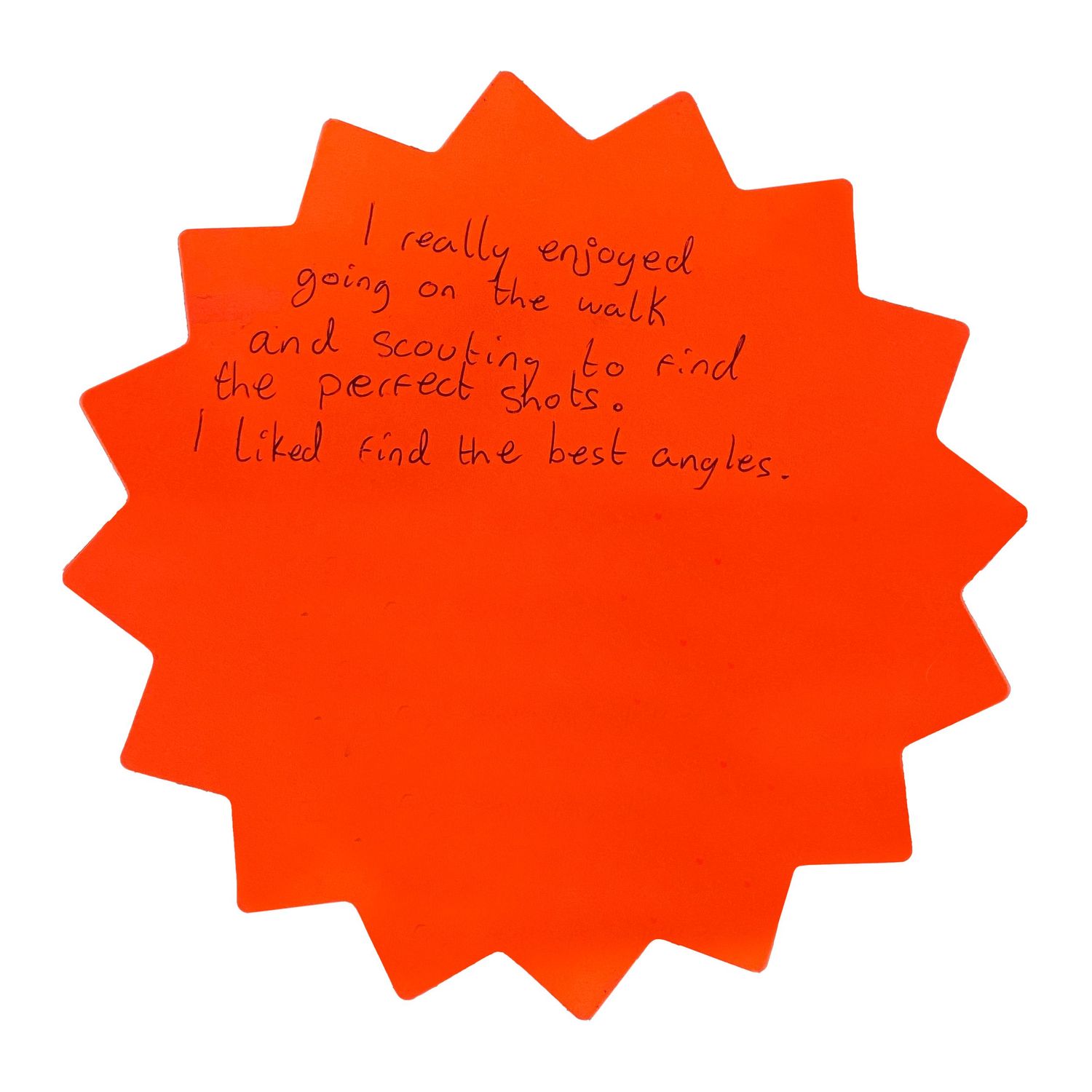 Red star-shaped notes with handwritten comments arranged in a row.