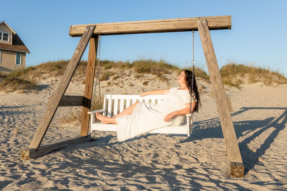 Emerald Isle nc beach senior photography with Samantha ann photo studio in swansboro senior photographer taking senior portraits
