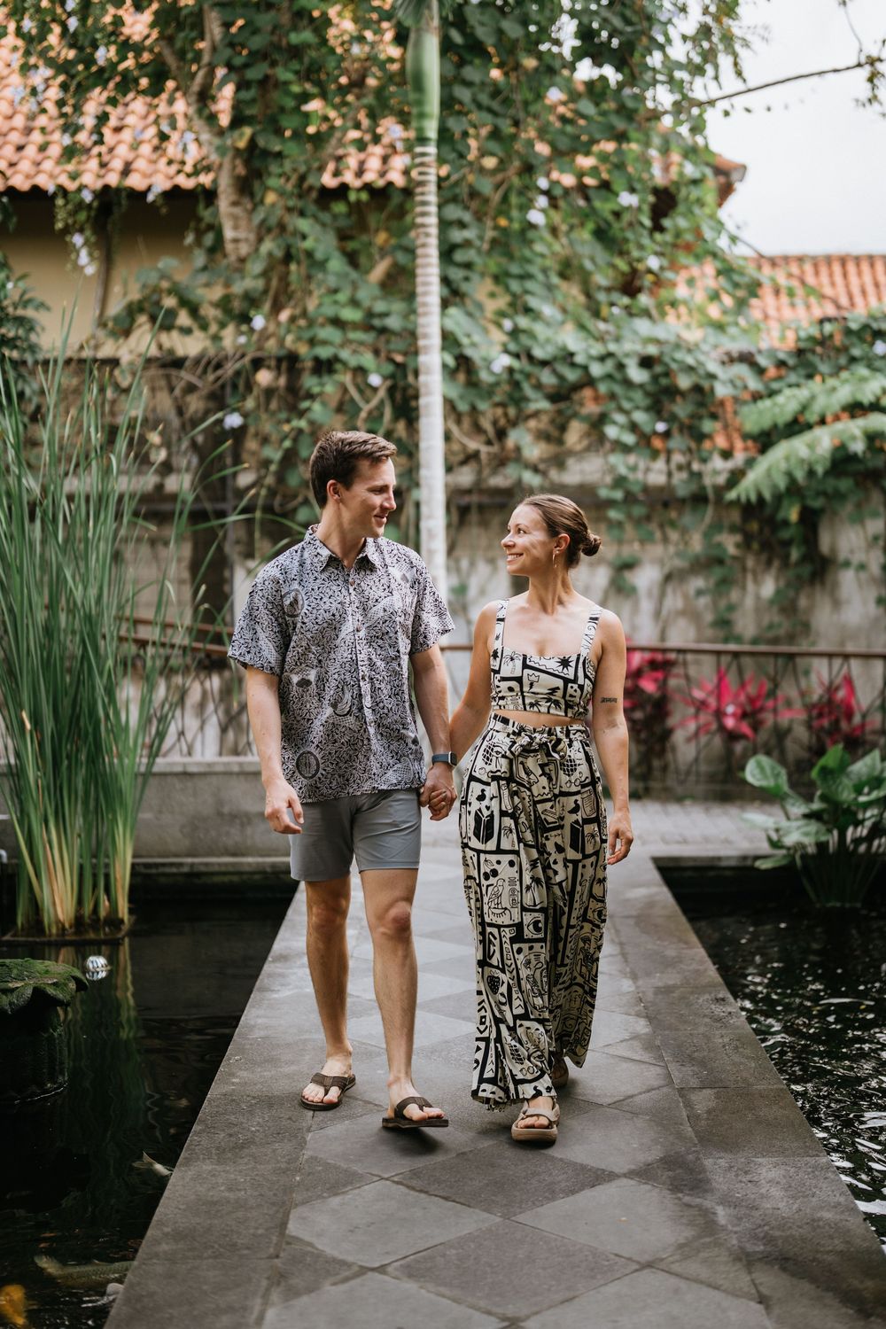 Bali couple photography service at Adiwana Bisma