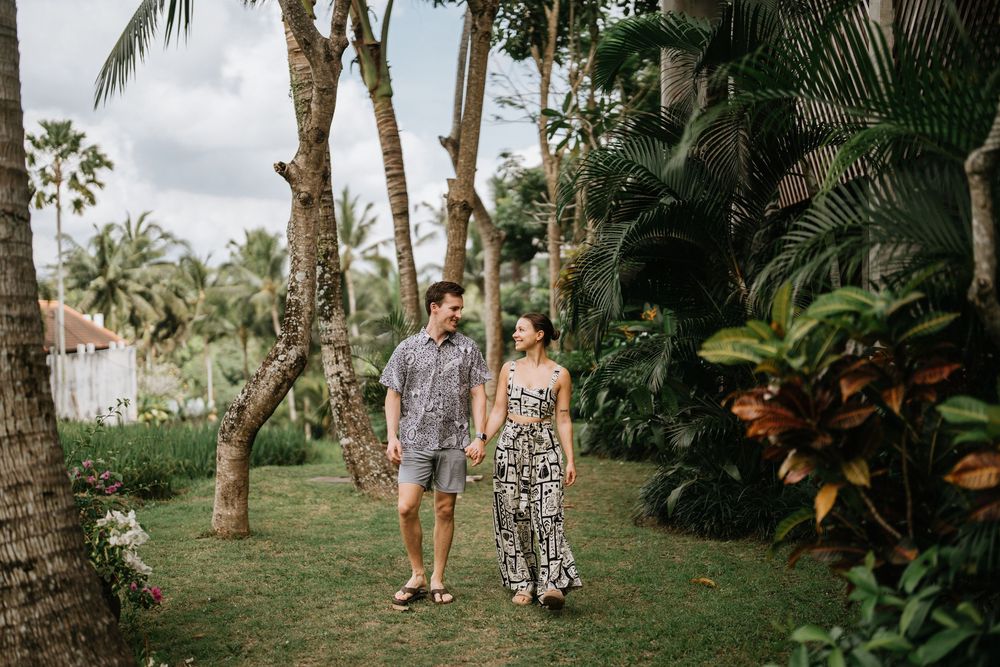 Bali couple photography service at Adiwana Bisma
