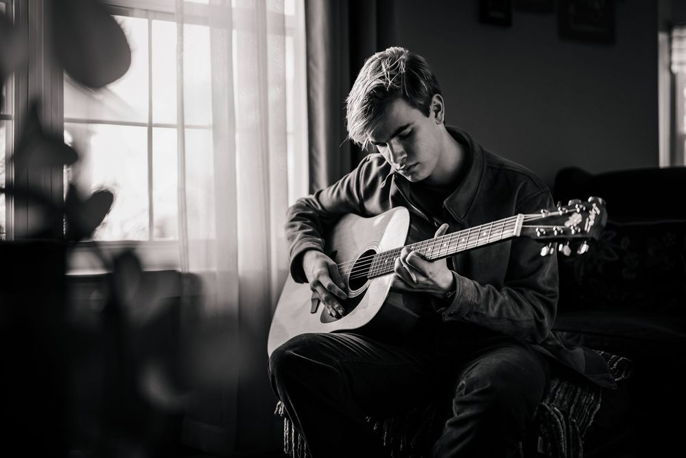 Musician fine art portraiture by Tracey Richvalsky, Rhythm In Light Photography