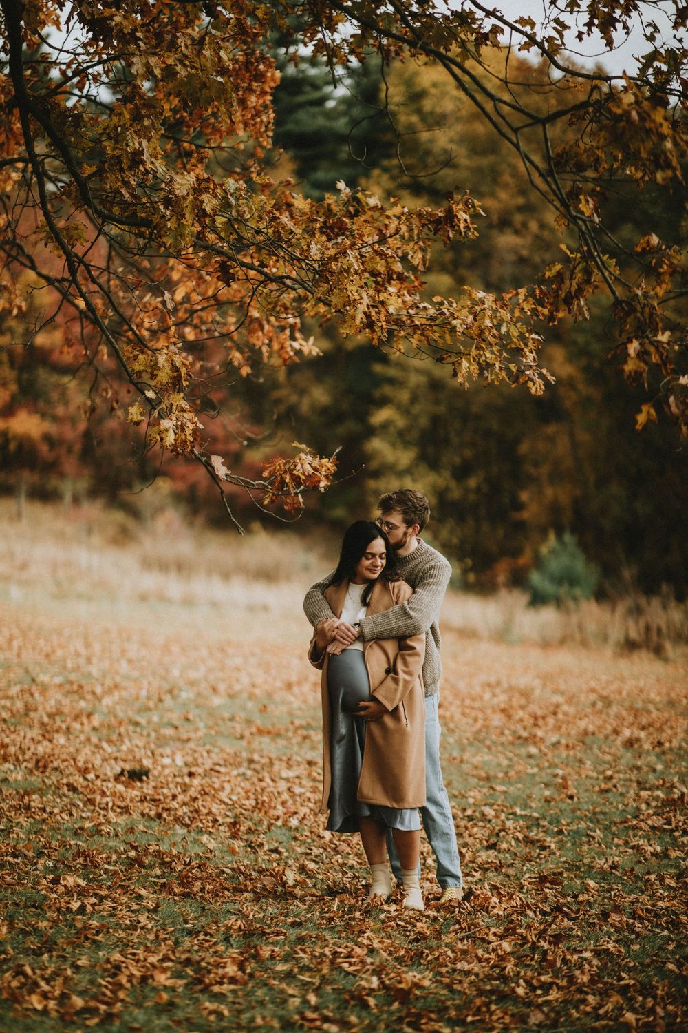 pittsburgh pa photographer hardwood acers mansion maternity session fall pennsylvania indiana pa phototgrapher