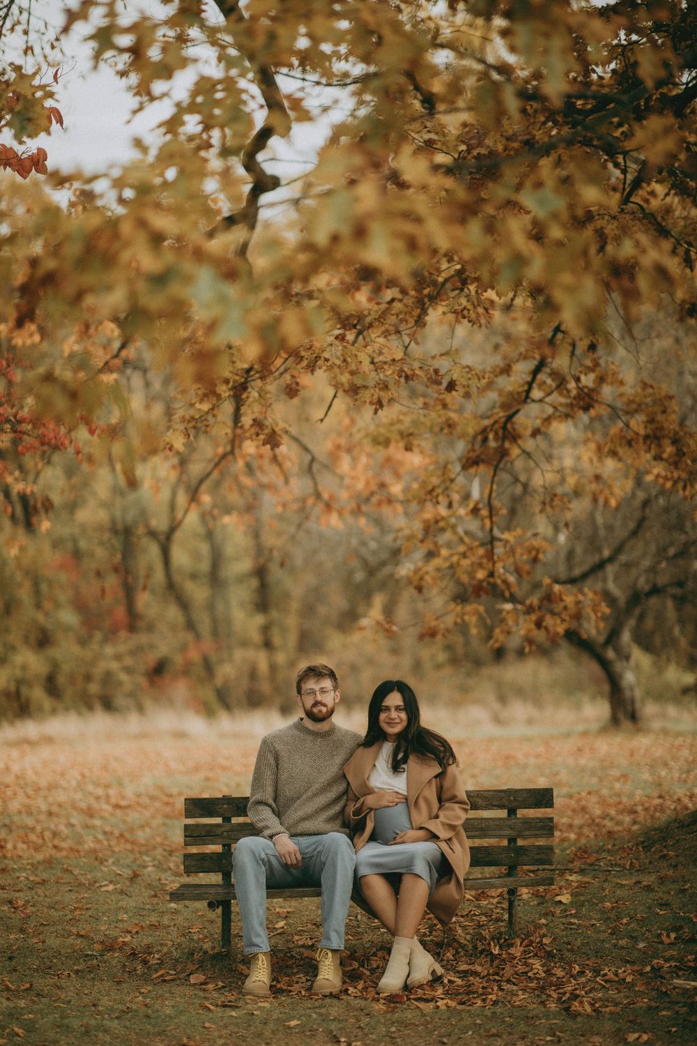pittsburgh pa photographer hardwood acers mansion maternity session fall pennsylvania indiana pa phototgrapher