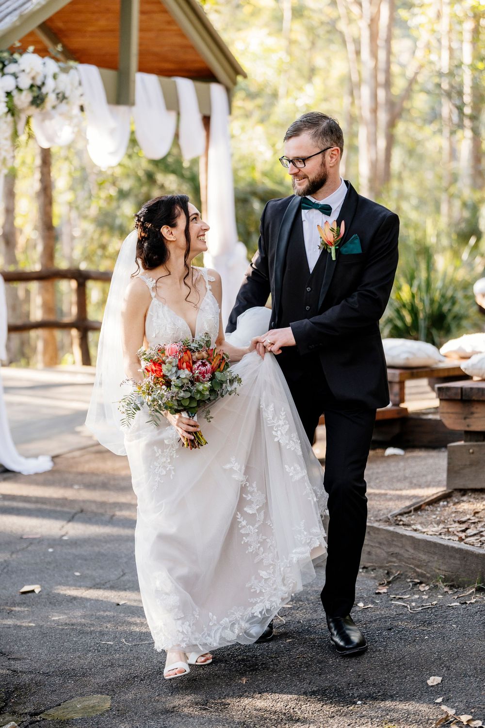 intimate wedding walkabout creek queensland photographer