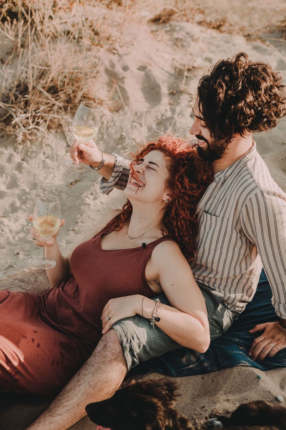 Sicily beach engagement photos
Love at the beach photoshoot
Couple photos at sea in Sicily
Romantic moments at the beach
Sicilian coastline