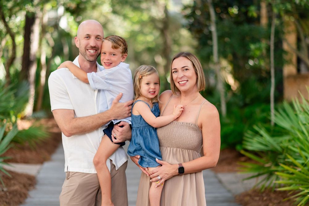 30a beach photographer Elizabeth Laird Photography capturing families on vacation in Rosemary Beach, FL.