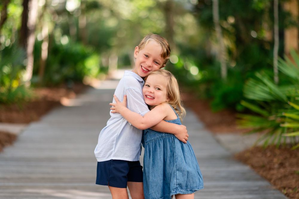 30a beach photographer Elizabeth Laird Photography capturing families on vacation in Rosemary Beach, FL.