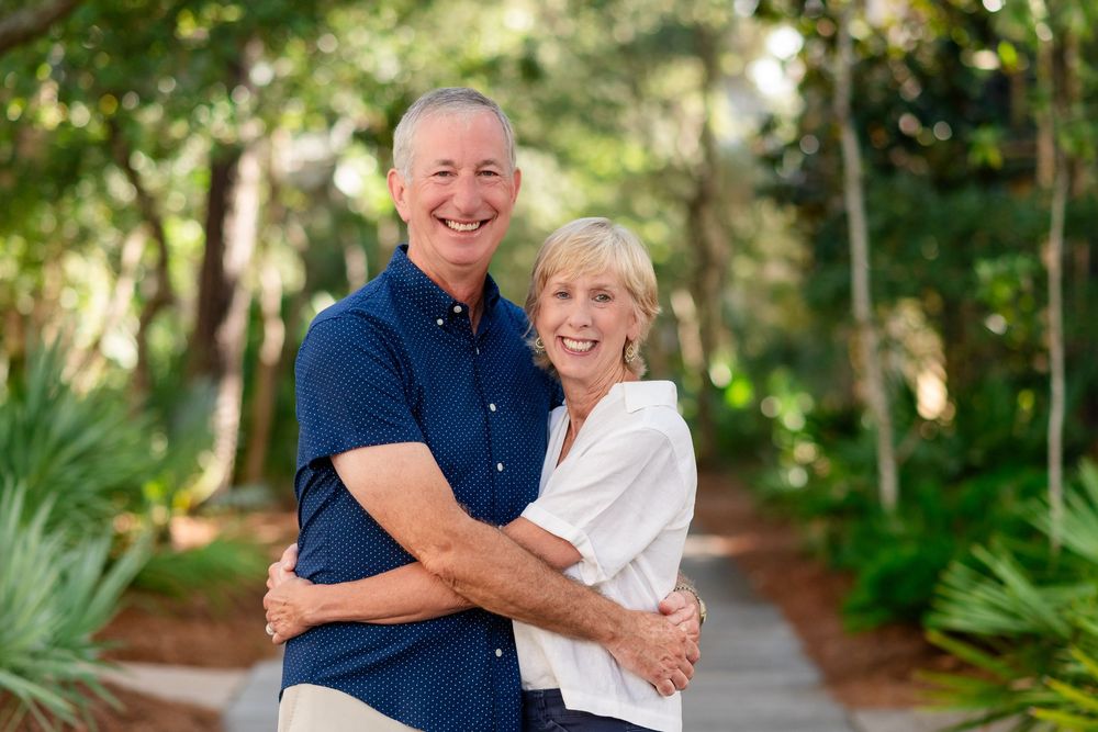 30a beach photographer Elizabeth Laird Photography capturing families on vacation in Rosemary Beach, FL.