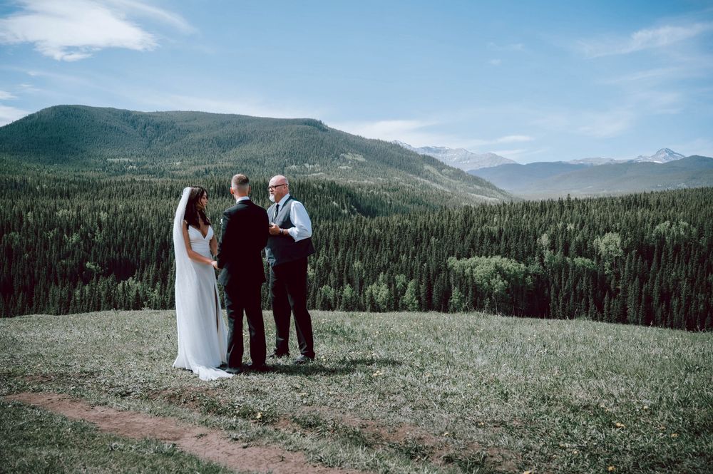 Elopement Photography - Couples Intimates in Kananaskis Country, Alberta.