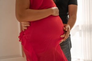 Experience the most elegant maternity photoshoot in Dubai with MohaStudio.
the best maternity photography experiences in Dubai and the UAE