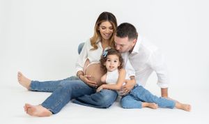 Experience the most elegant maternity photoshoot in Dubai with MohaStudio.
the best maternity photography experiences in Dubai and the UAE