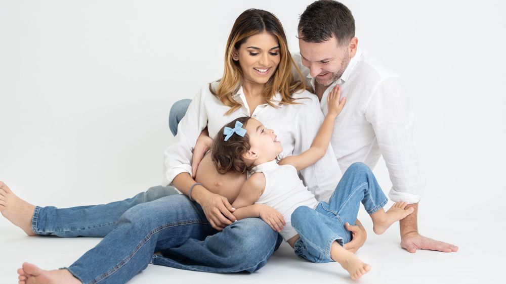 Experience the most elegant maternity photoshoot in Dubai with MohaStudio.
the best maternity photography experiences in Dubai and the UAE