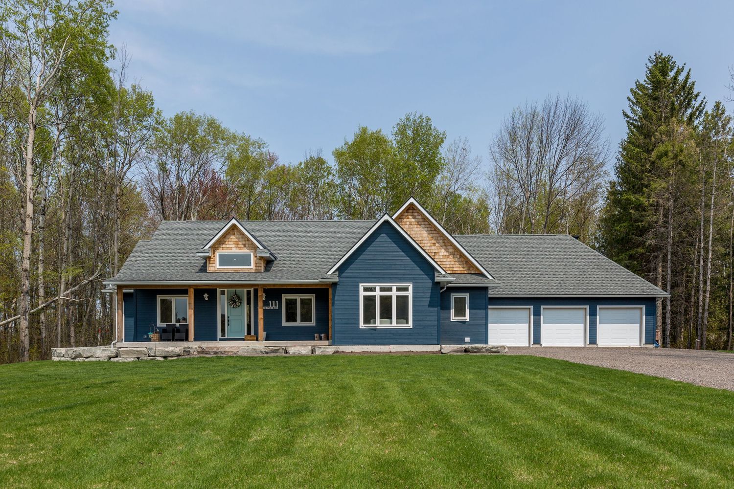 A photo of a detached home in Rural Tay Township Ontario for a real estate listing in Georgian Bay photographed by Sarah Tennant