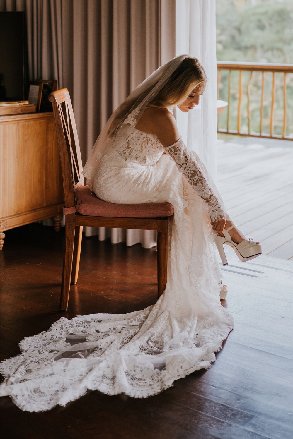 Bali resort wedding photography with jungle view ceremony