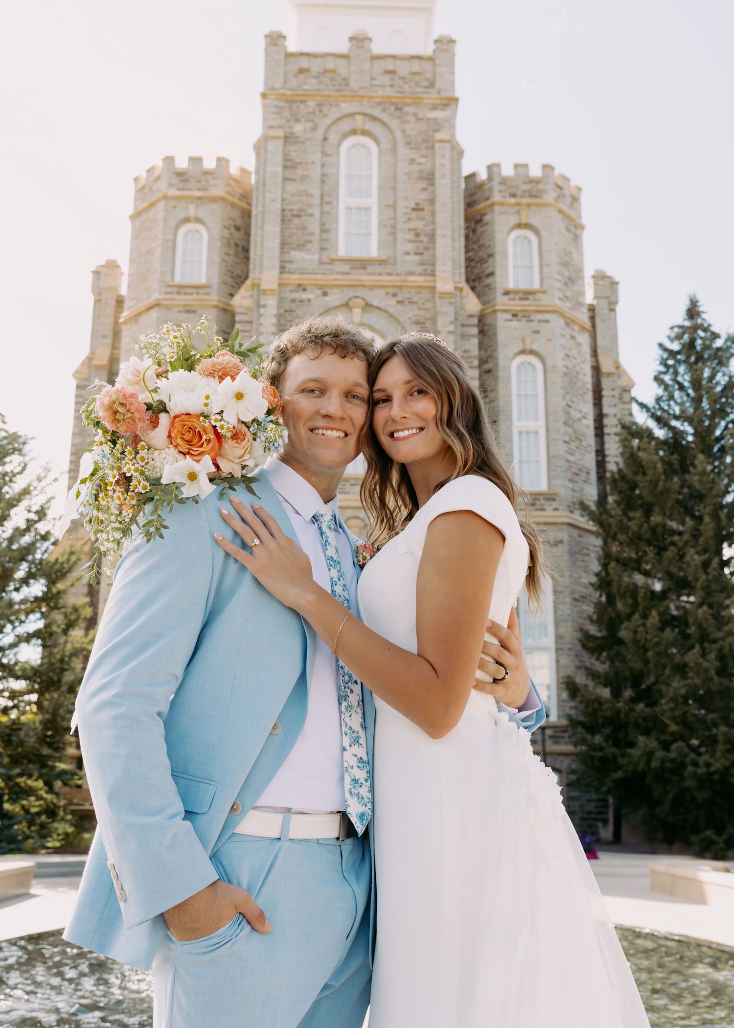 Utah wedding photographer capturing Logan Utah Wedding
