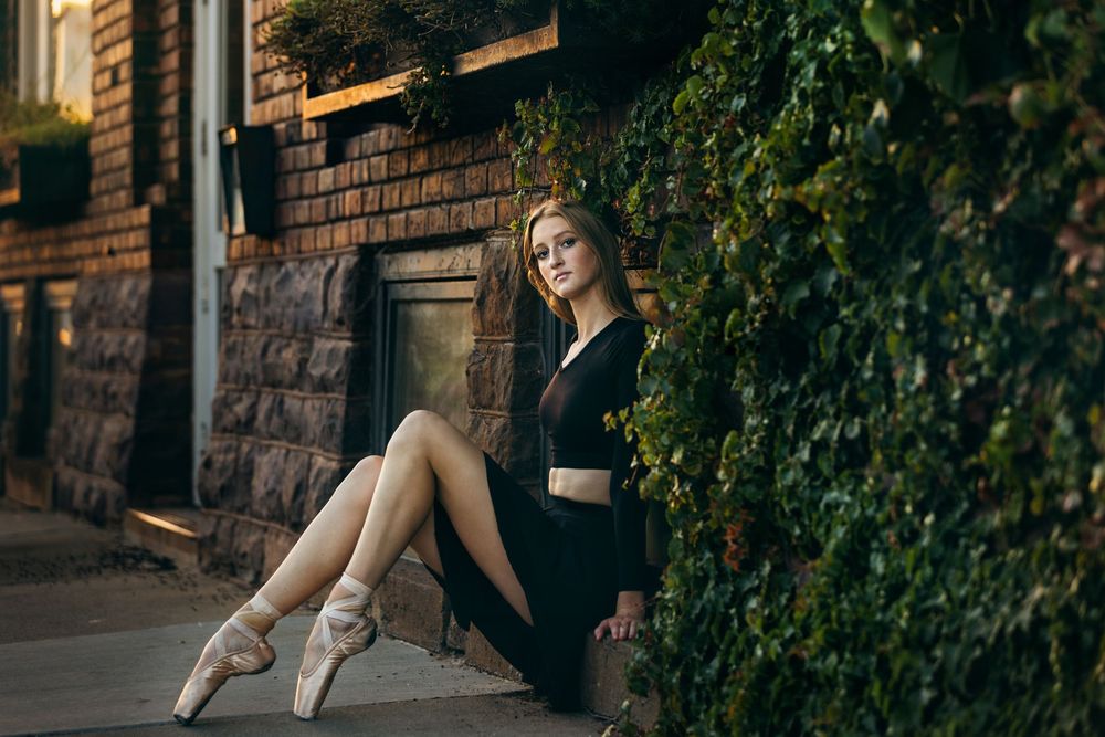 Senior Portraits Sioux Falls, SD
Ballet Photos Sioux Falls, SD
Senior Portrait Photographer Sioux Falls, SD
Dance Photographer South Dakota