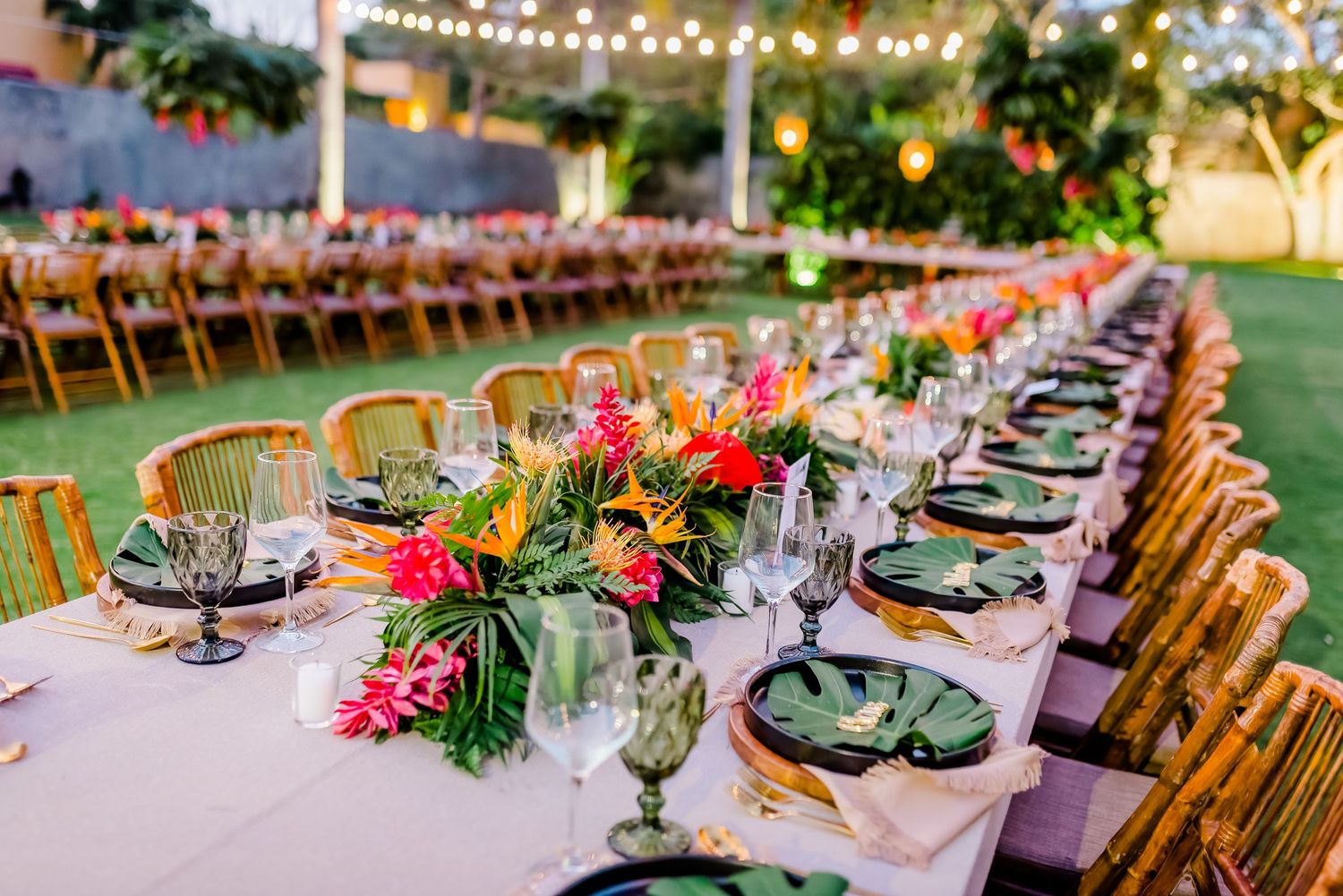 Candid hacienda wedding in Mérida Yucatán – authentic love story in Hacienda Sac Chich.