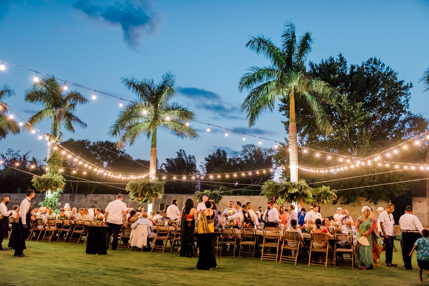 Candid hacienda wedding in Mérida Yucatán – authentic love story in Hacienda Sac Chich.