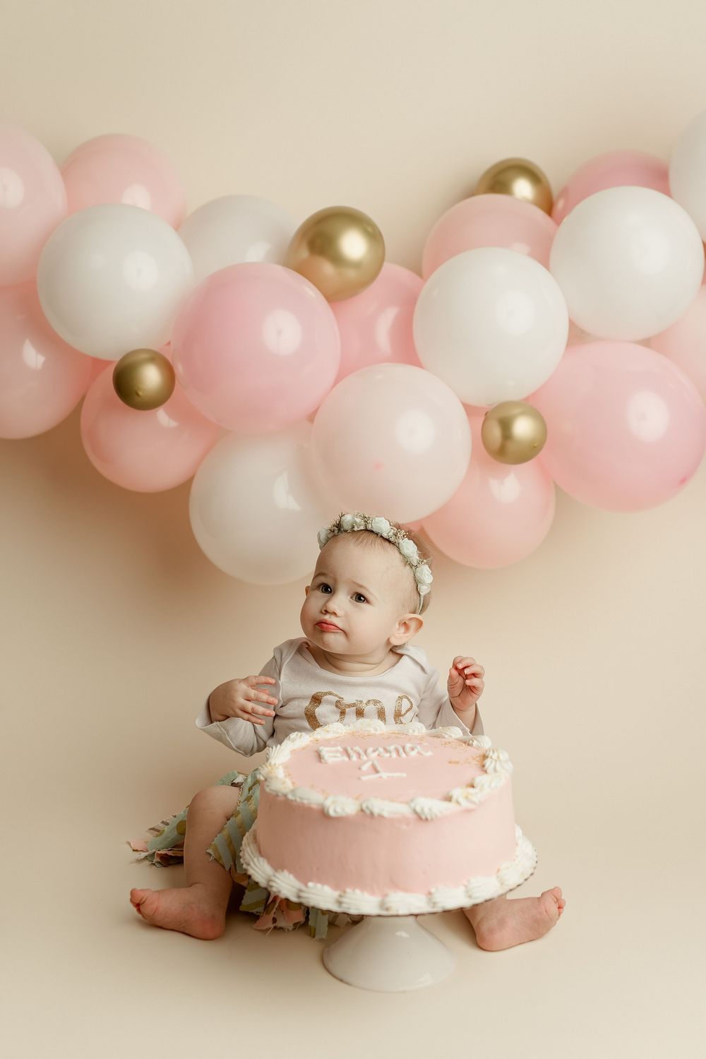 Wichita cake smash photographer, baby milestone portraits Wichita, first birthday photoshoot near me Wichita