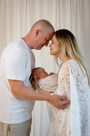 Newbornshooting München, Erding und Umgebung im Boho-Stil, Neugeborenenfotografie