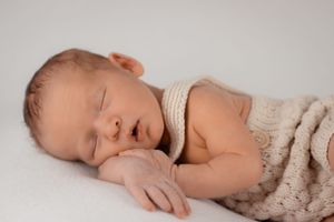 Newbornshooting München, Erding und Umgebung im Boho-Stil, Neugeborenenfotografie