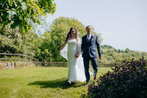 Micro wedding at a Cornwall wedding venue.
