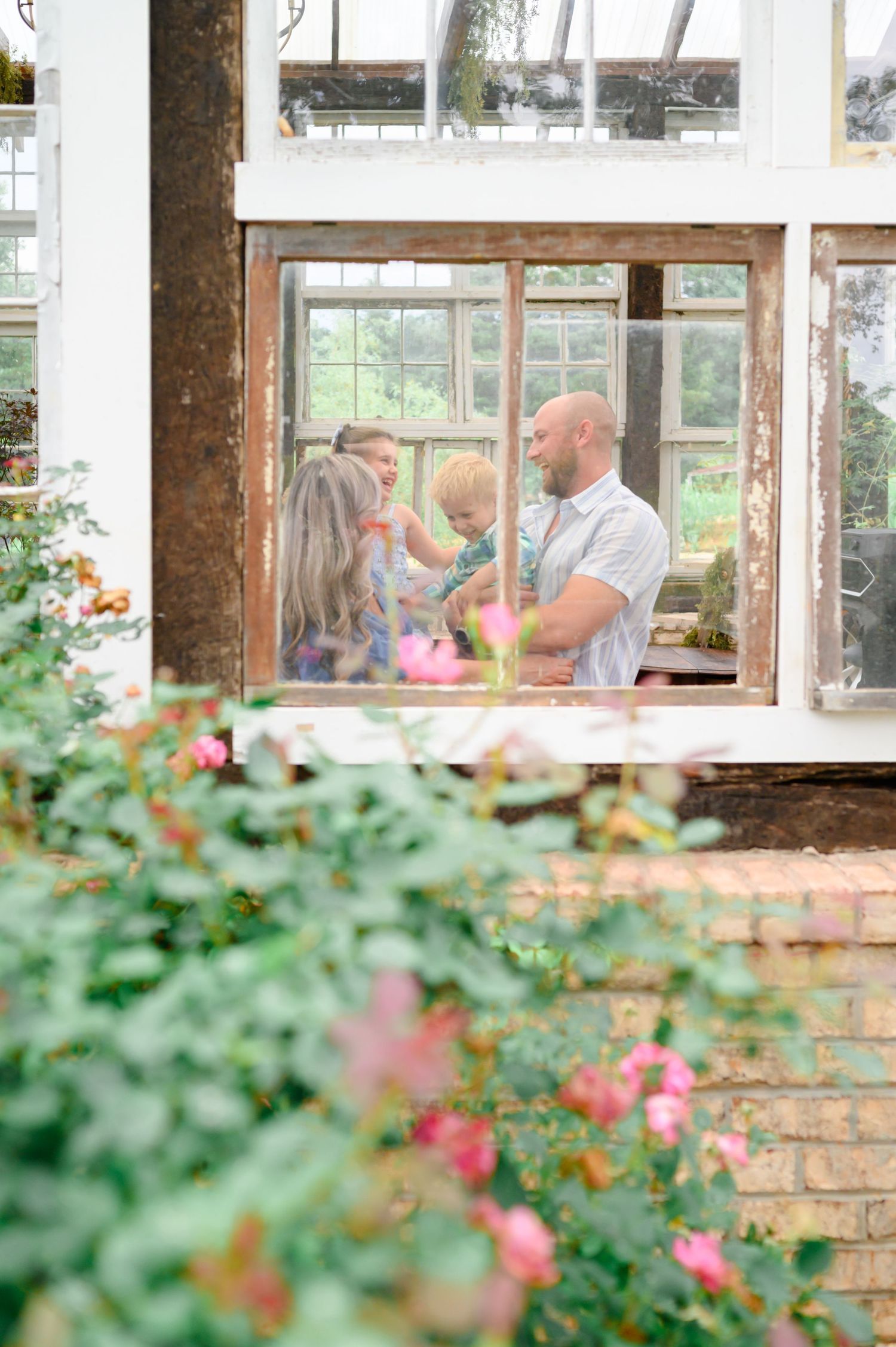 Golden hour family and maternity photography in Lynchburg, VA highlighting connection and soft, natural light.