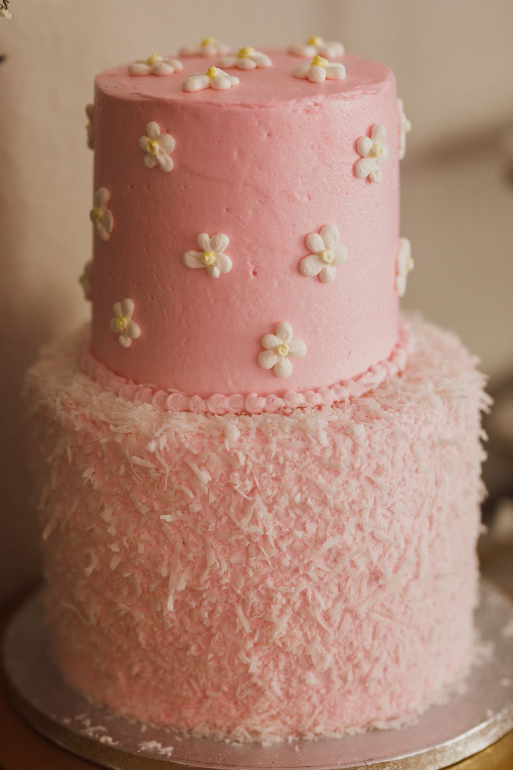 Event photography services provided for a small baby shower in home.