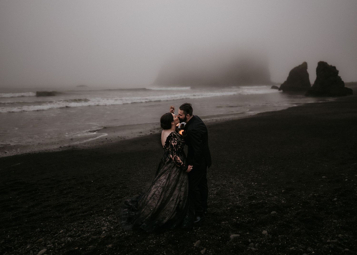 Ruby beach elopement in all black. Wedding publication in rock n roll bride. Olympic National Park Elopement Photographer