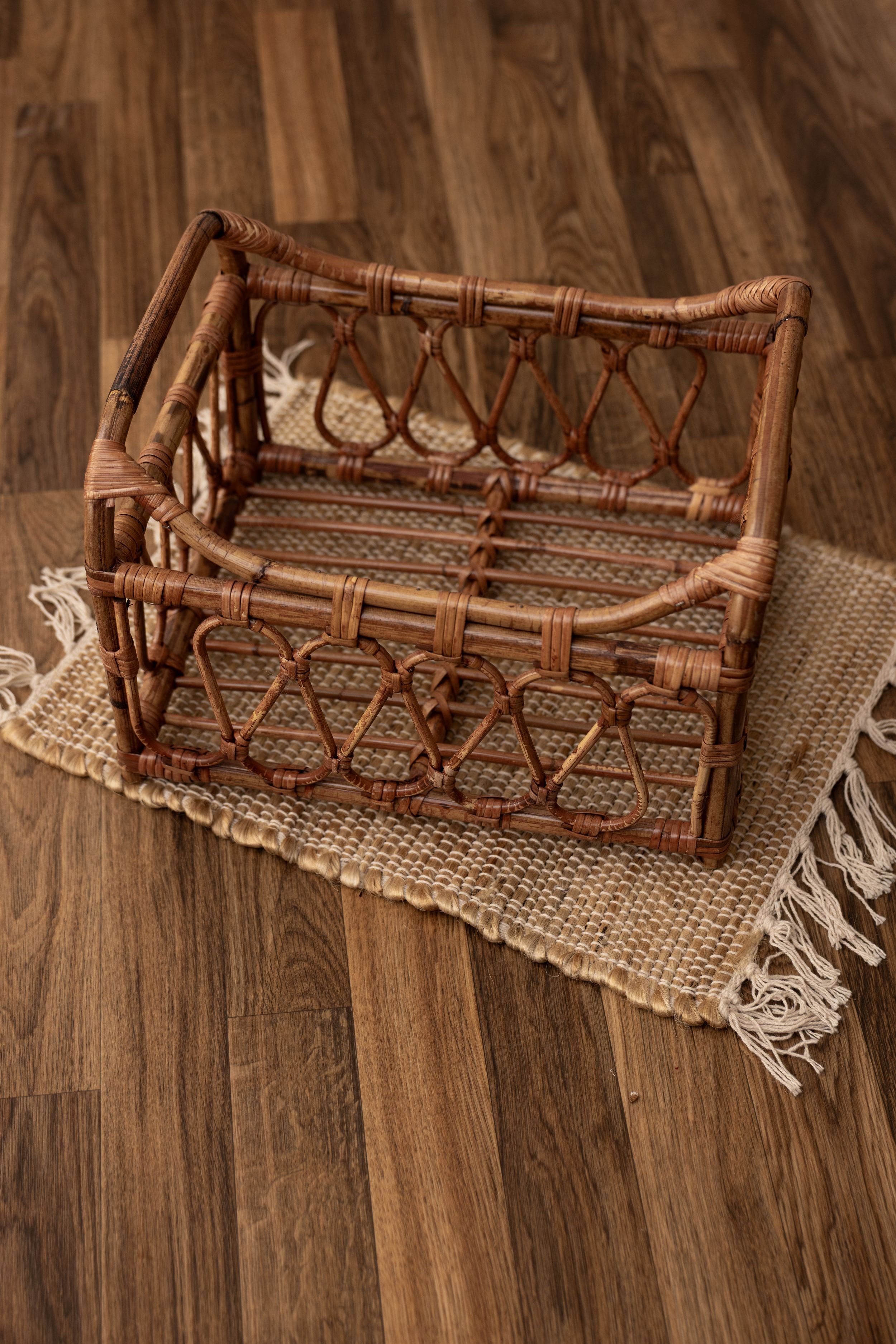 Looped bamboo newborn basket