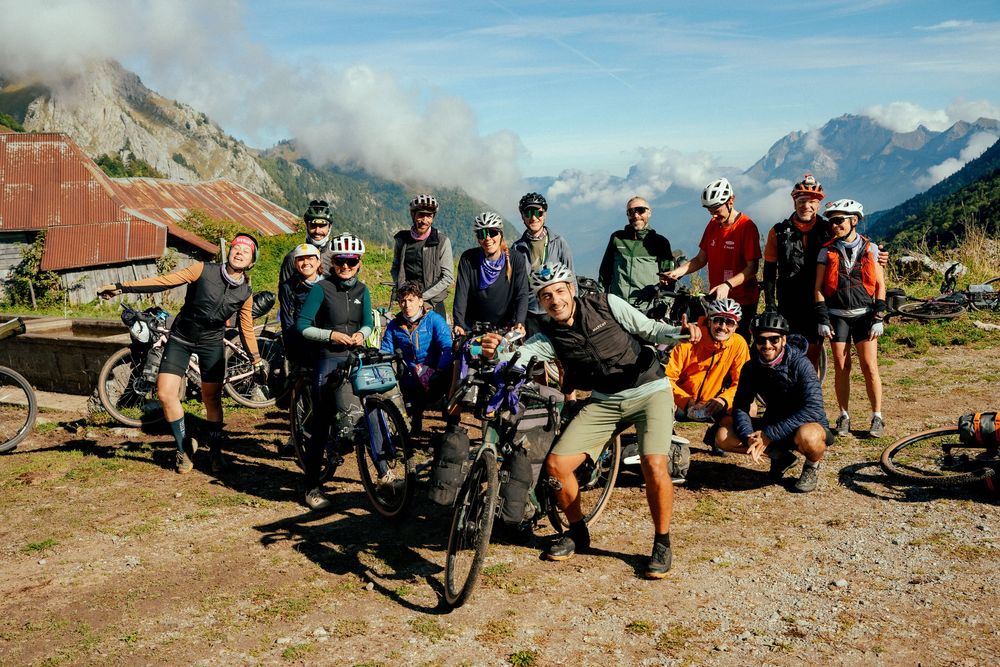 photo lors d'un bivouac de bikepacker dans les Bauges