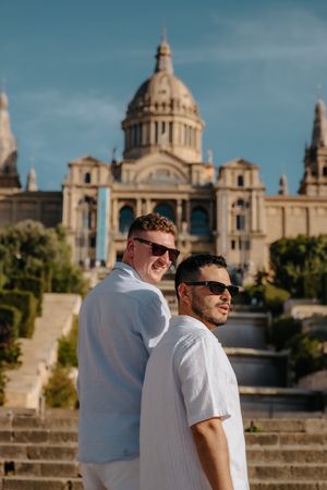Same-sex couple proposal in Montjuïc Castle courtyard