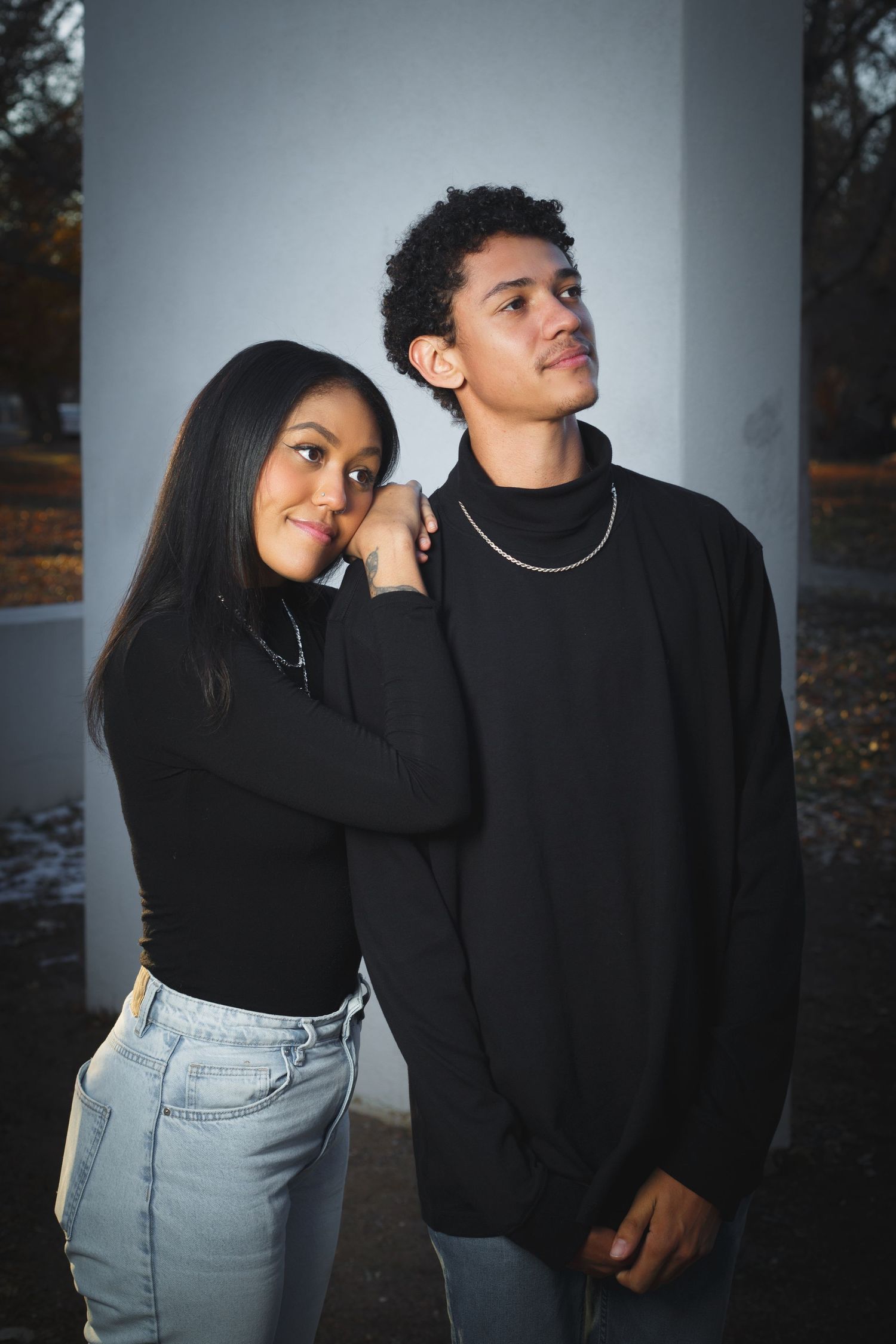 brother sister shoot outside of bemis library in Littleton