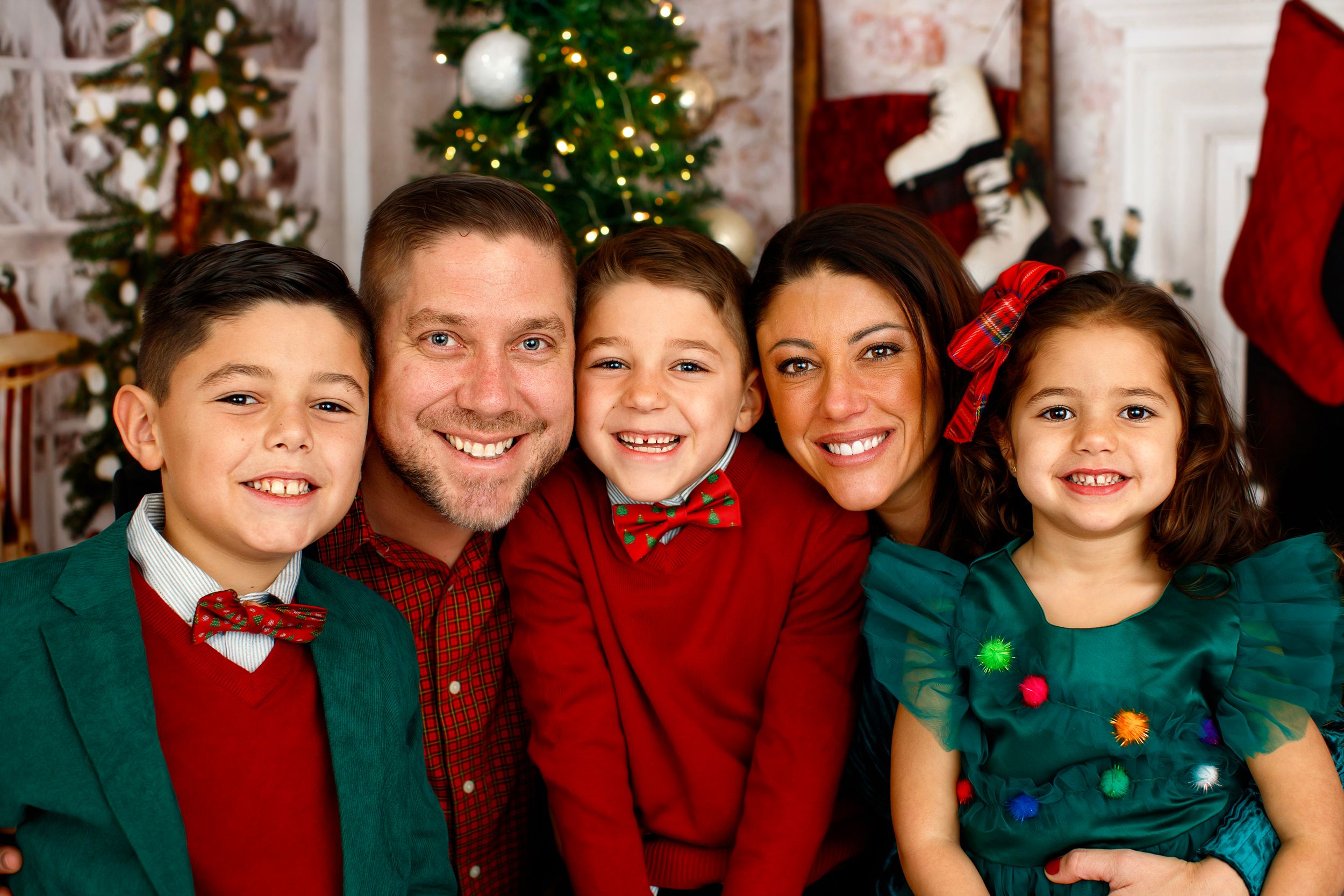 Bergen County family photographer captures close up portrait during a mini photo session.