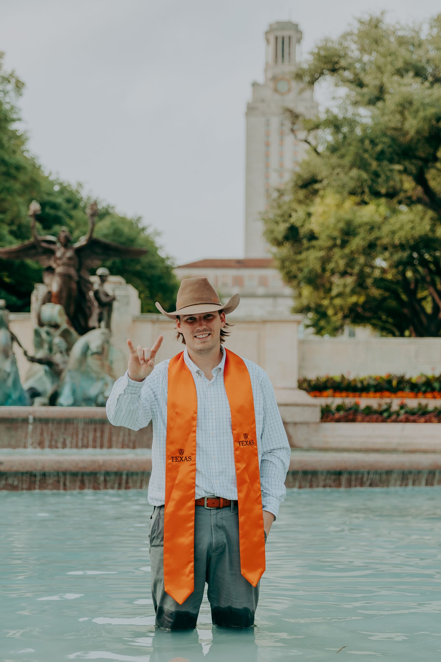 Texas senior photographer in Houston, Texas