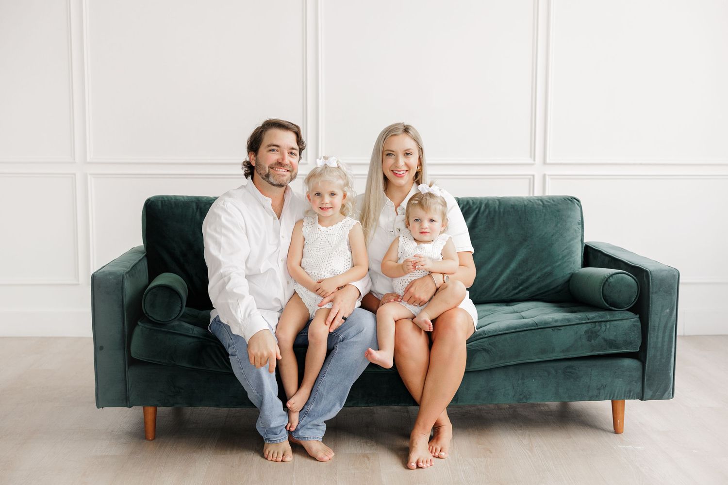 Family photography session in Spring, The Woodlands & Magnolia, TX by Anna Carreno Photography