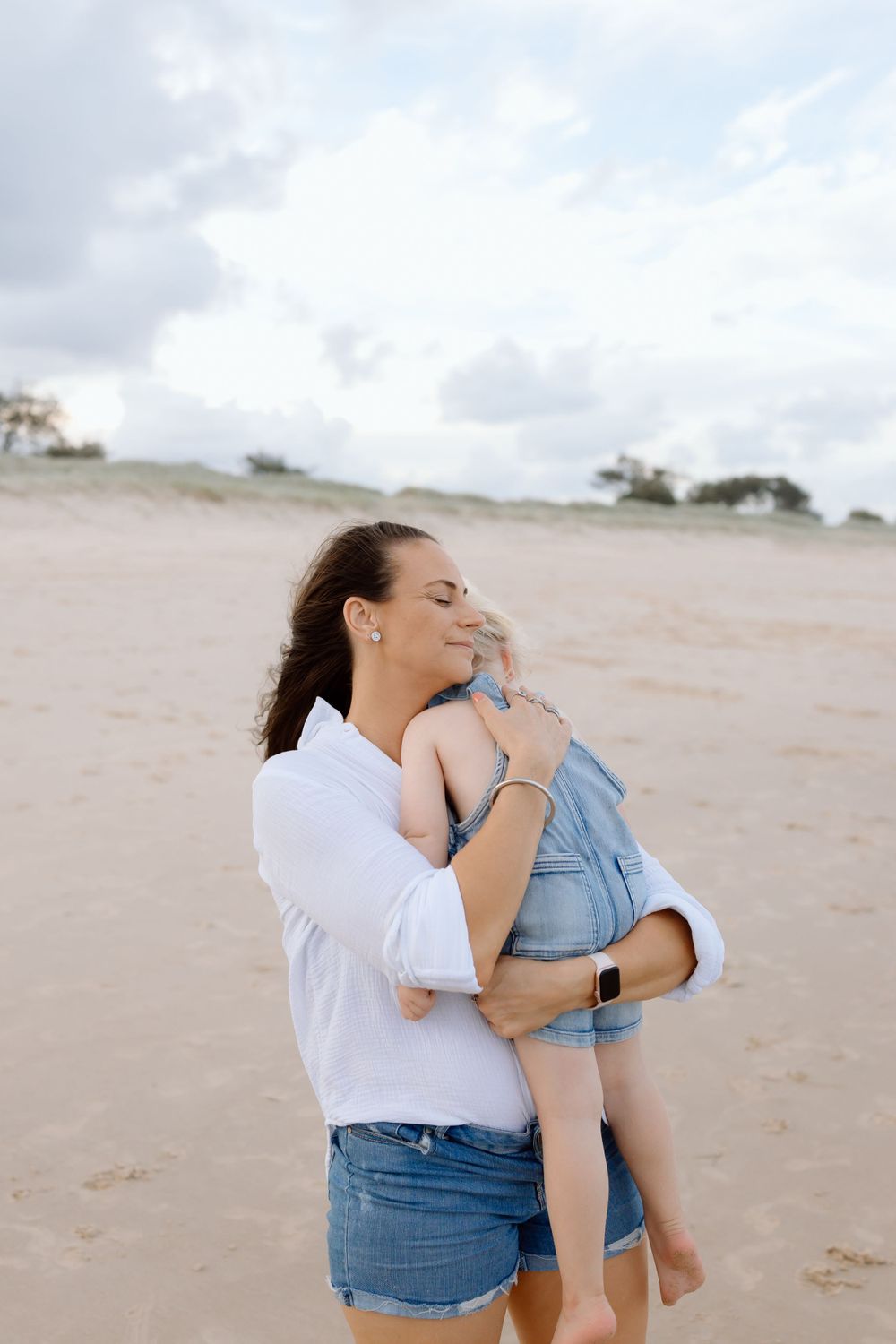 Brisbane & Gold Coast Family photographer, Outdoor Family Photographer, Gold Coast session, Motherhood session