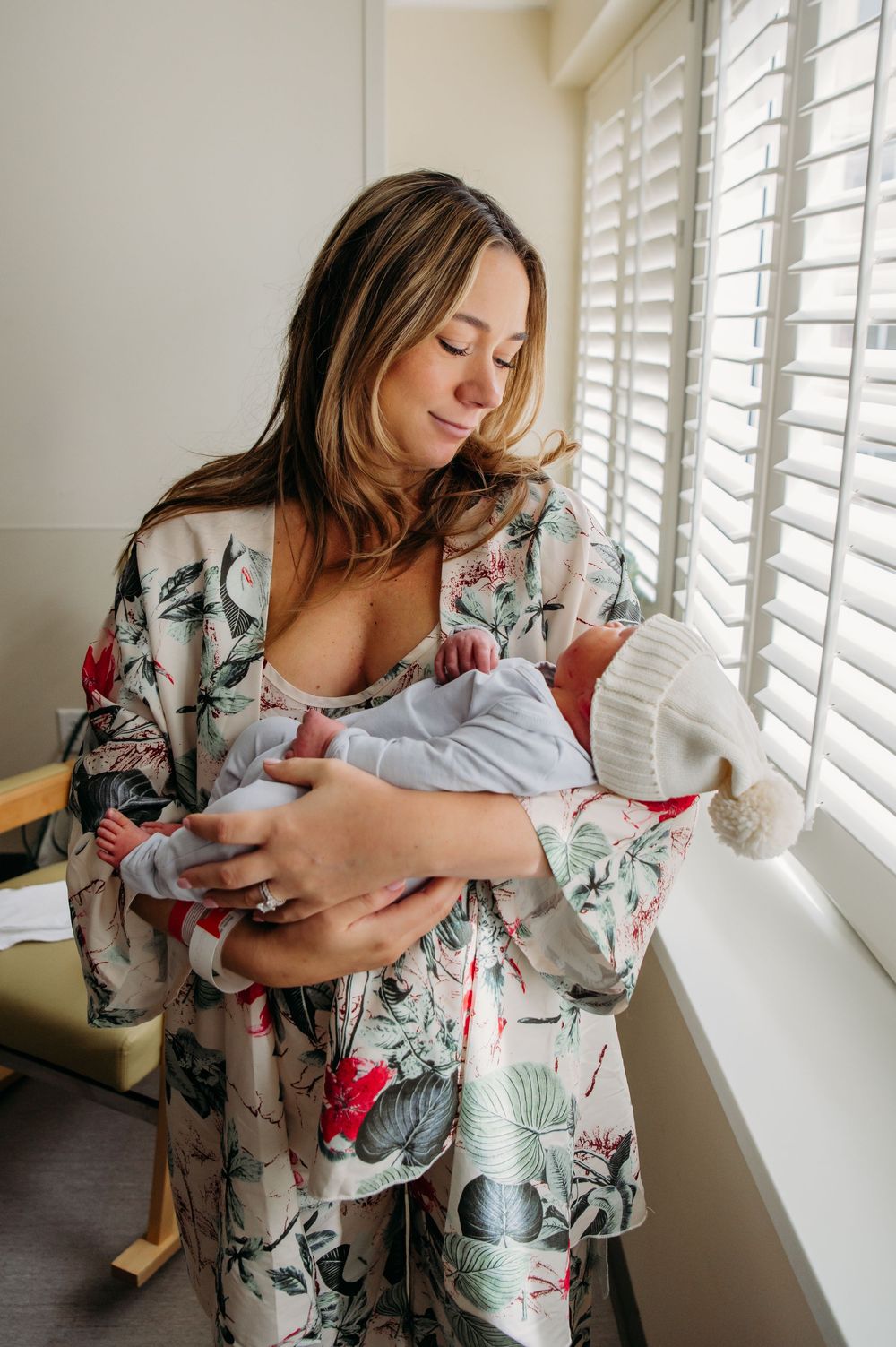 Ashley Dawn Photography Fresh 48 hospital newborn photographer St. Louis MO St. Charles MO