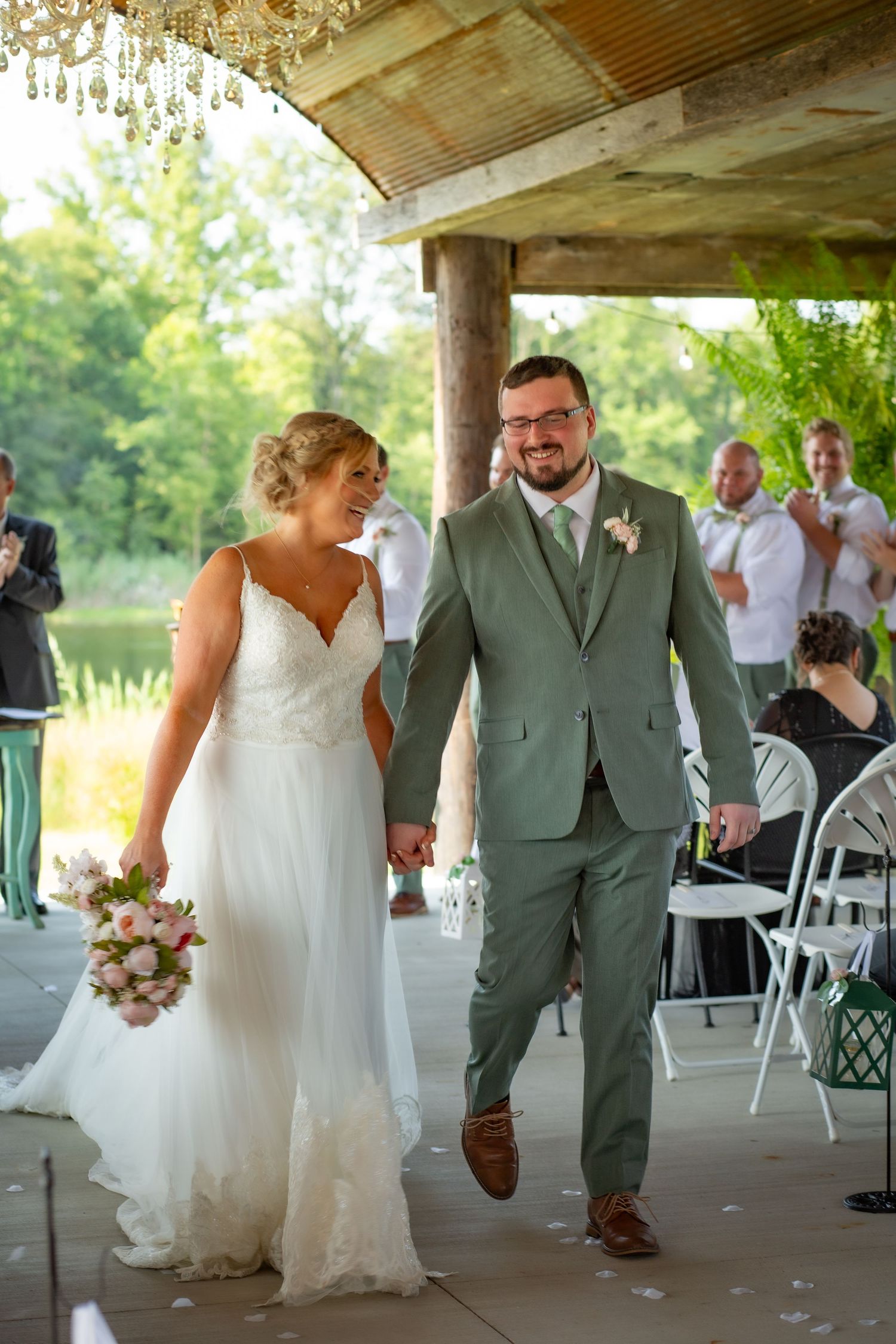 highly rated best Wedding and family photographer  near me indianapolis indiana