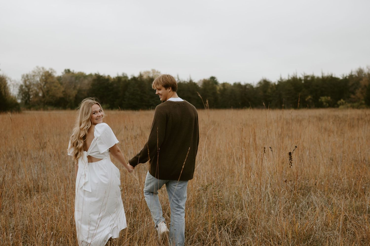 Minnesota Wedding Photographer, Romantic Authentic Minnesota Photography, Minnesota Couple Photos | Rachel Marie Photography, Minneapolis