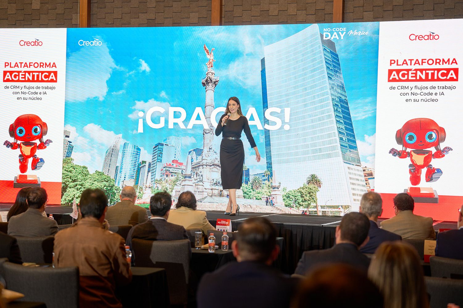 Despedida del evento de Creatio en CDMX en el hotel live aqua