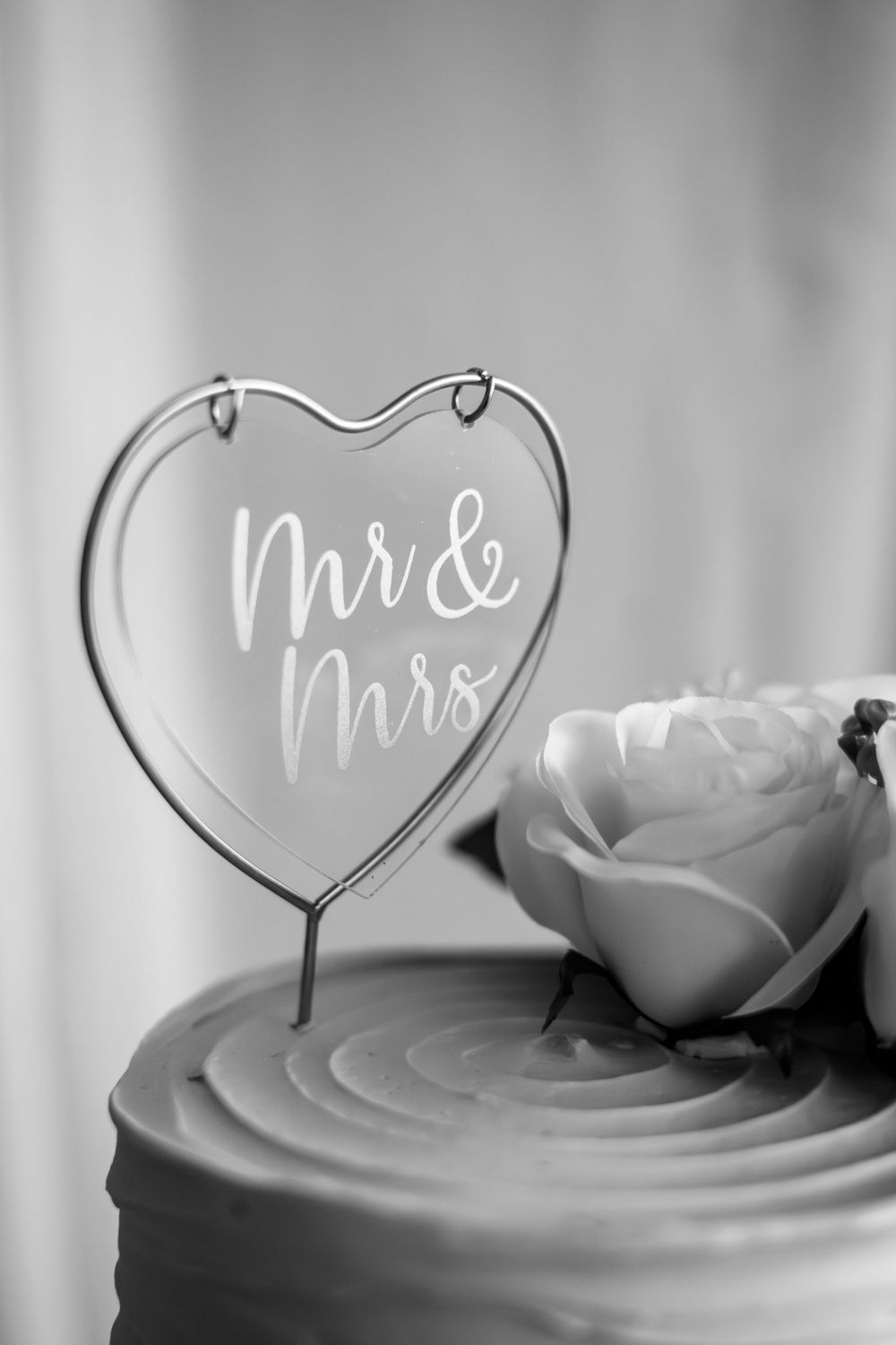 Viva Ballroom wedding venue in Palm Coast, Florida. Indoor wedding reception photography.