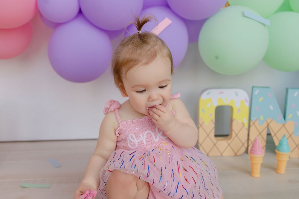cake smash first birthday photographer in Jefferson County