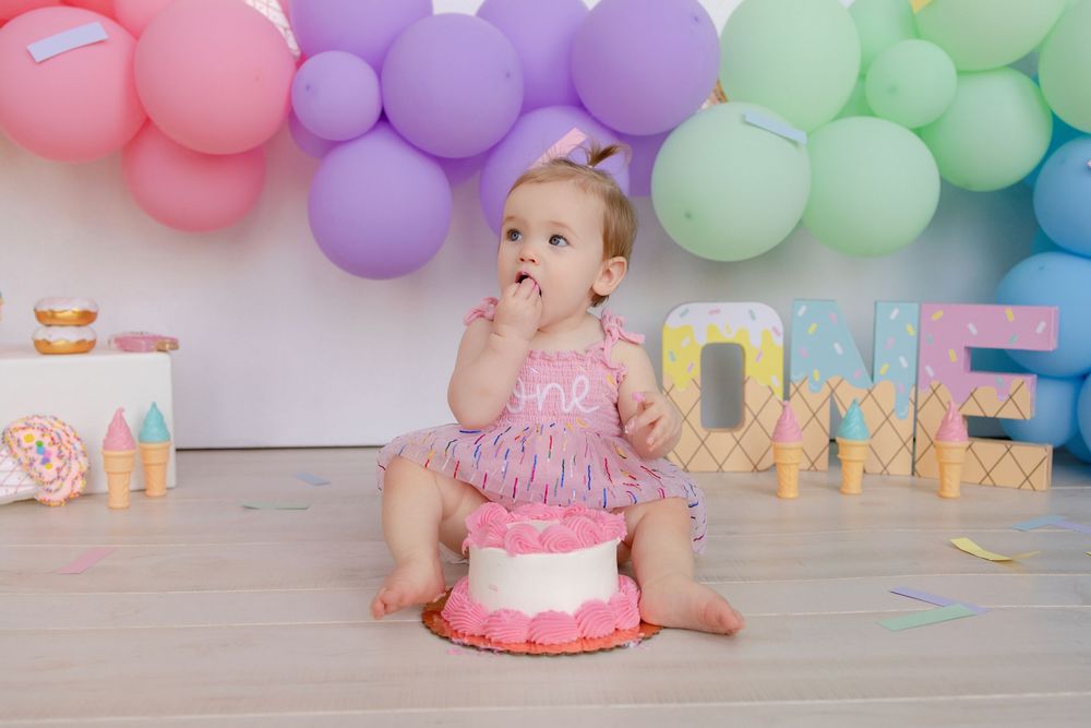 cake smash first birthday photographer in Jefferson County