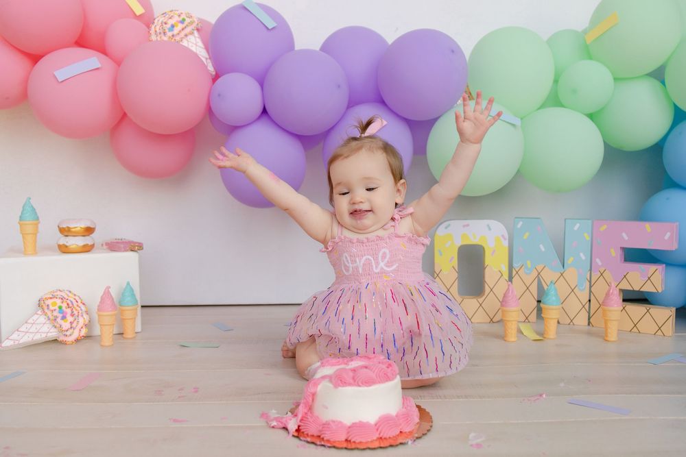 cake smash first birthday photographer in Jefferson County