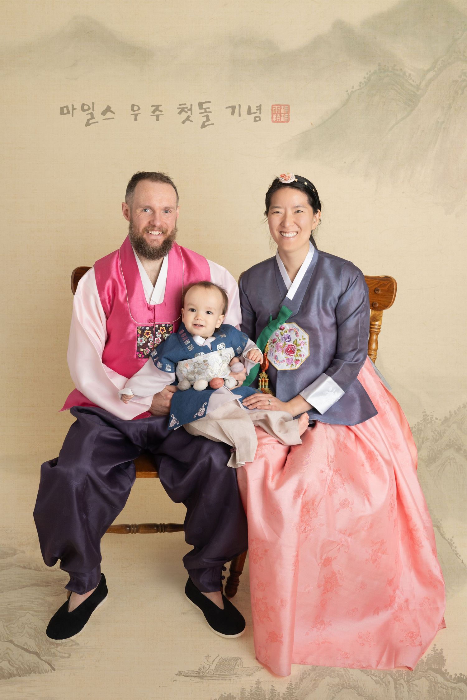 Seattle & Bellevue Newborn & Family Photographer, newborn ,redmond, mercer island, issaquah, sammamish, bothell, eastside, koran, hanbok